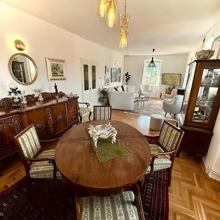 Castri Illius Maris * Mali Ston