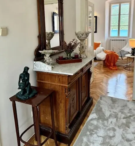 Castri Illius Maris Mali Ston