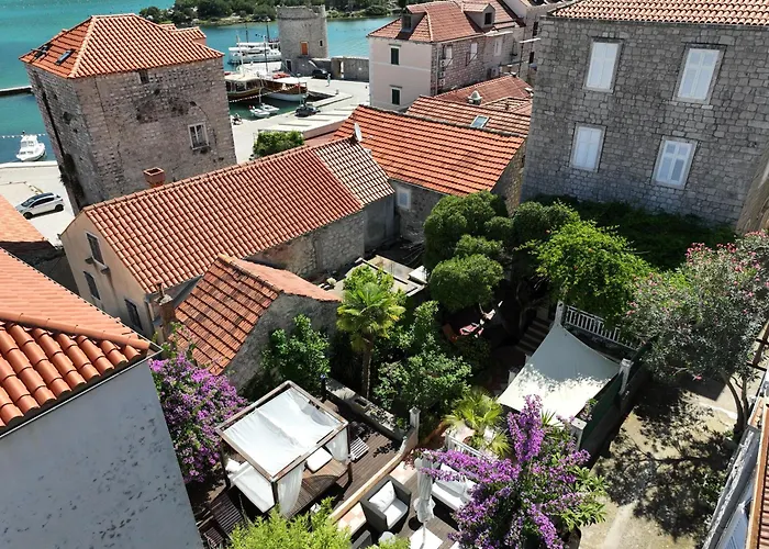 Castri Illius Maris *